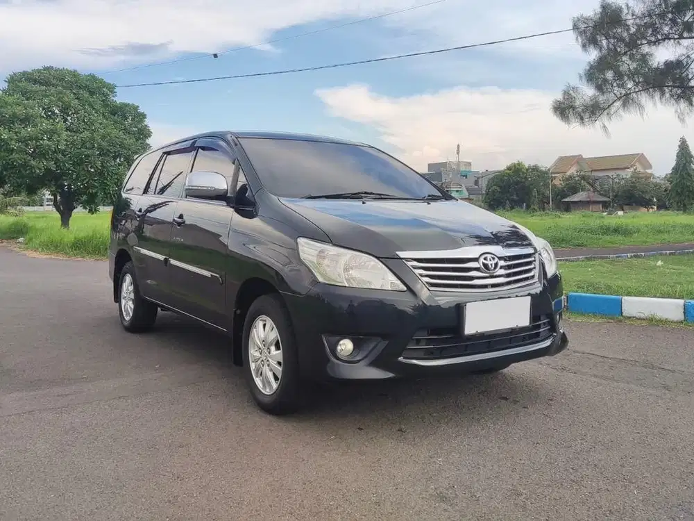 Kijang Innova G 2.0 Bensin MT 2013