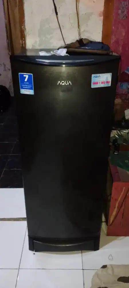 Kulkas Aqua 1 pintu nominus
