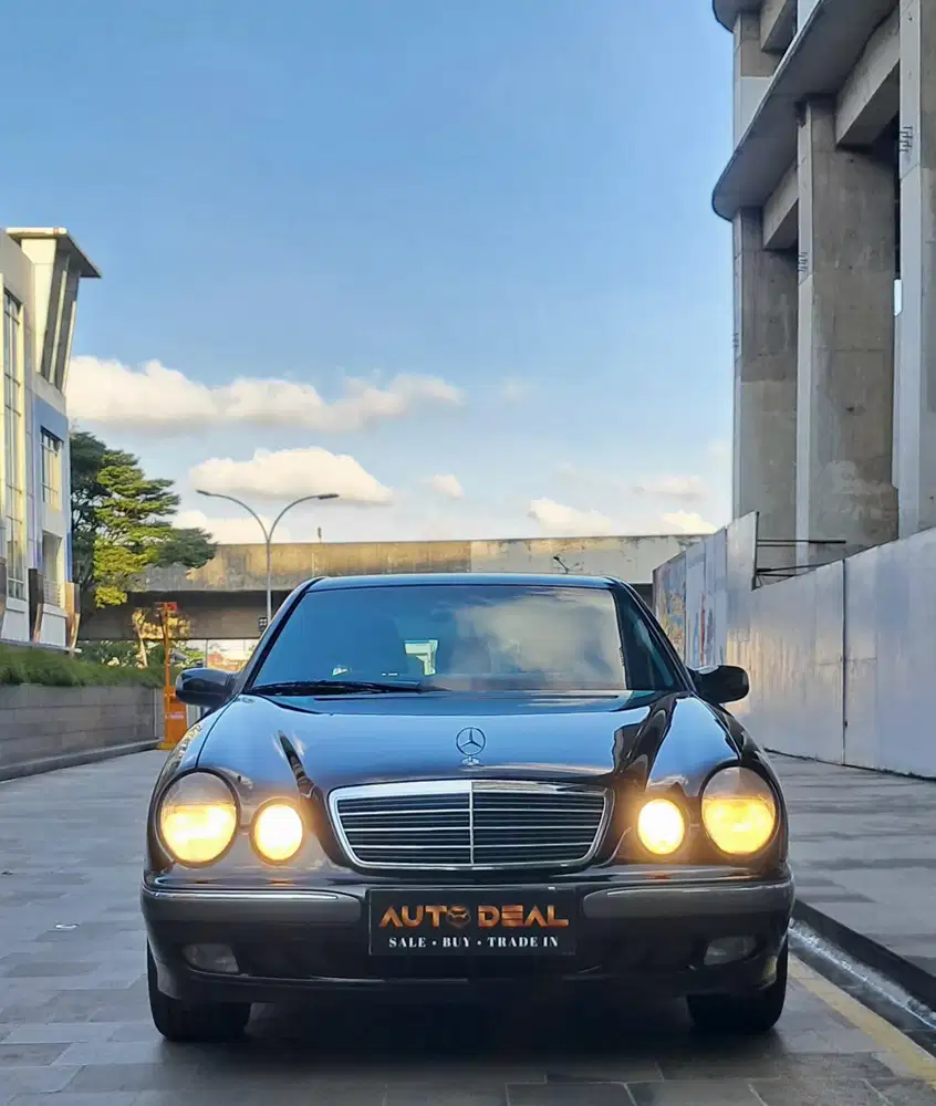 SUPER ANTIK!!! Mercy E260 Elegance AT 2001 Mercedes Benz E 260