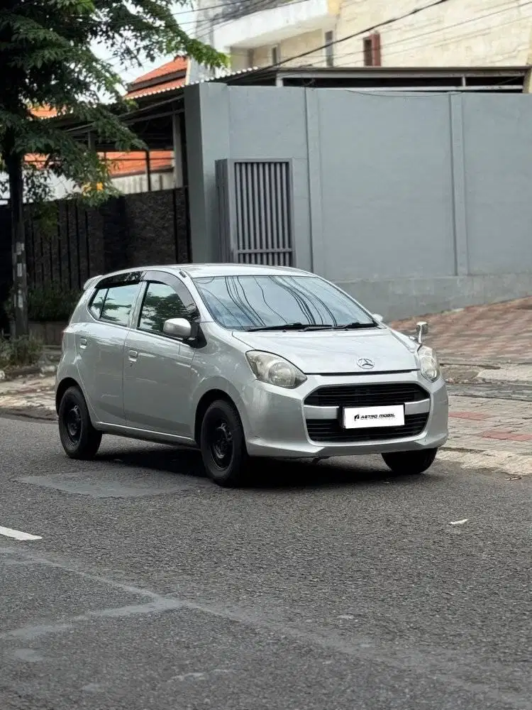 AYLA M 2014 / 2013 Silver Manual Bagus Murah Kredit Bekas Surabaya