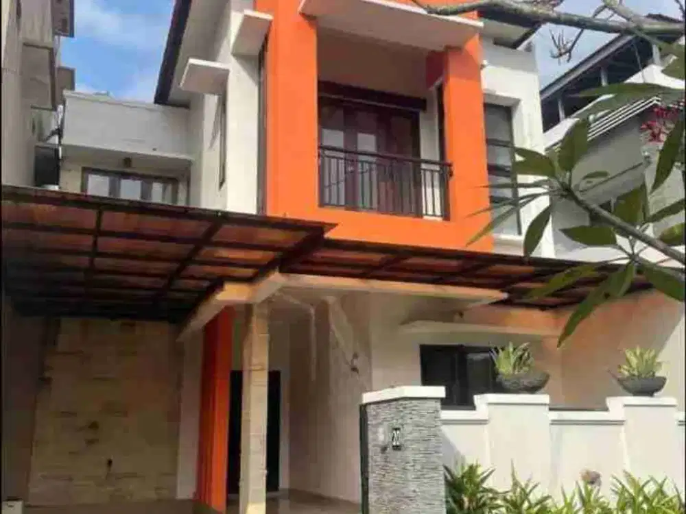 For sale rumah strategis 2lt tk badung renon jl6mtr