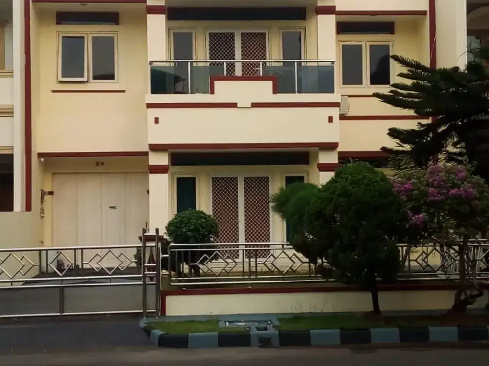 Dijual Rumah Sunter Paradise Tahap 3 Uku 10X24 Lokasi Strategis Eksklusif Jalan Lebar Depan Taman