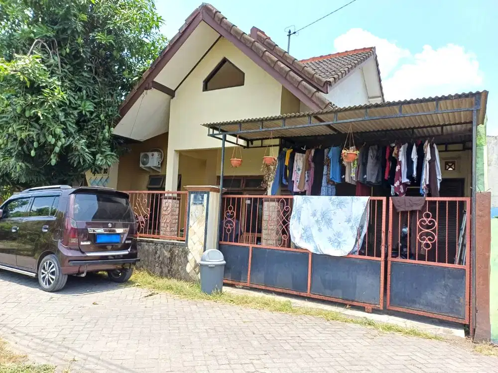 Rumah Strategis Dalam Ringroad dekat Jalan Kabupaten