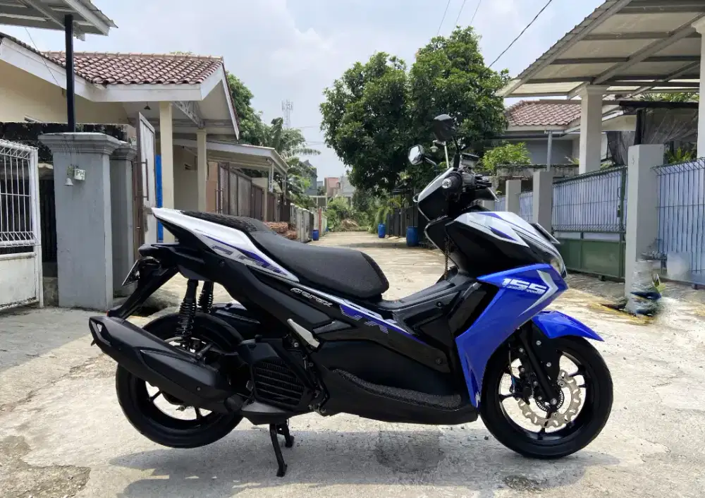 Aerox new connected 2023 /  Limited edition malaysia