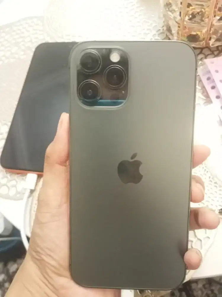 iPhone 12pm 256gb ibox