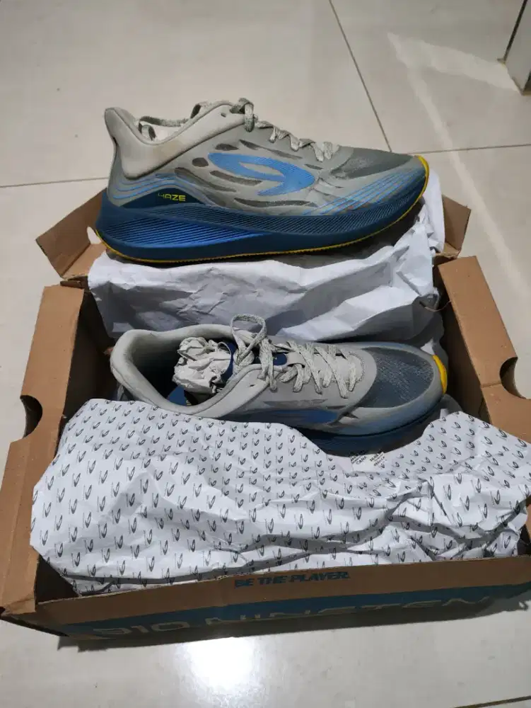 Sepatu 910 haze vision 1.0  size 41