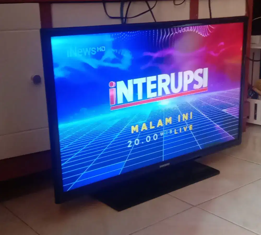 Samsung LED 32 in analog