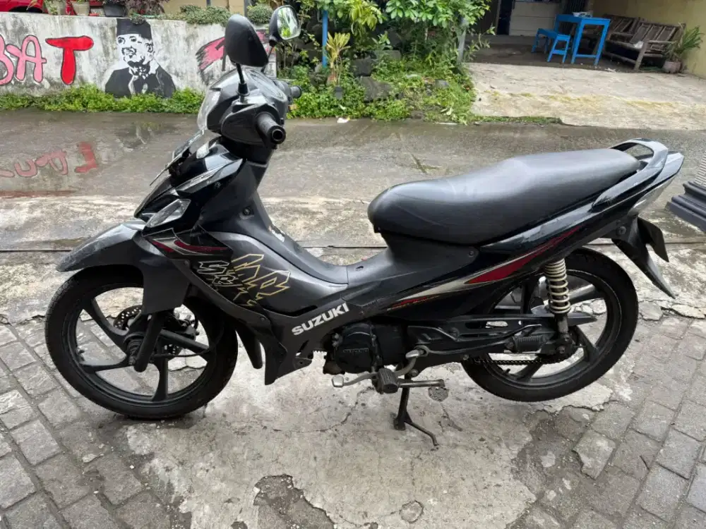 Suzuki Titan cw THN 2011 plat AB kota