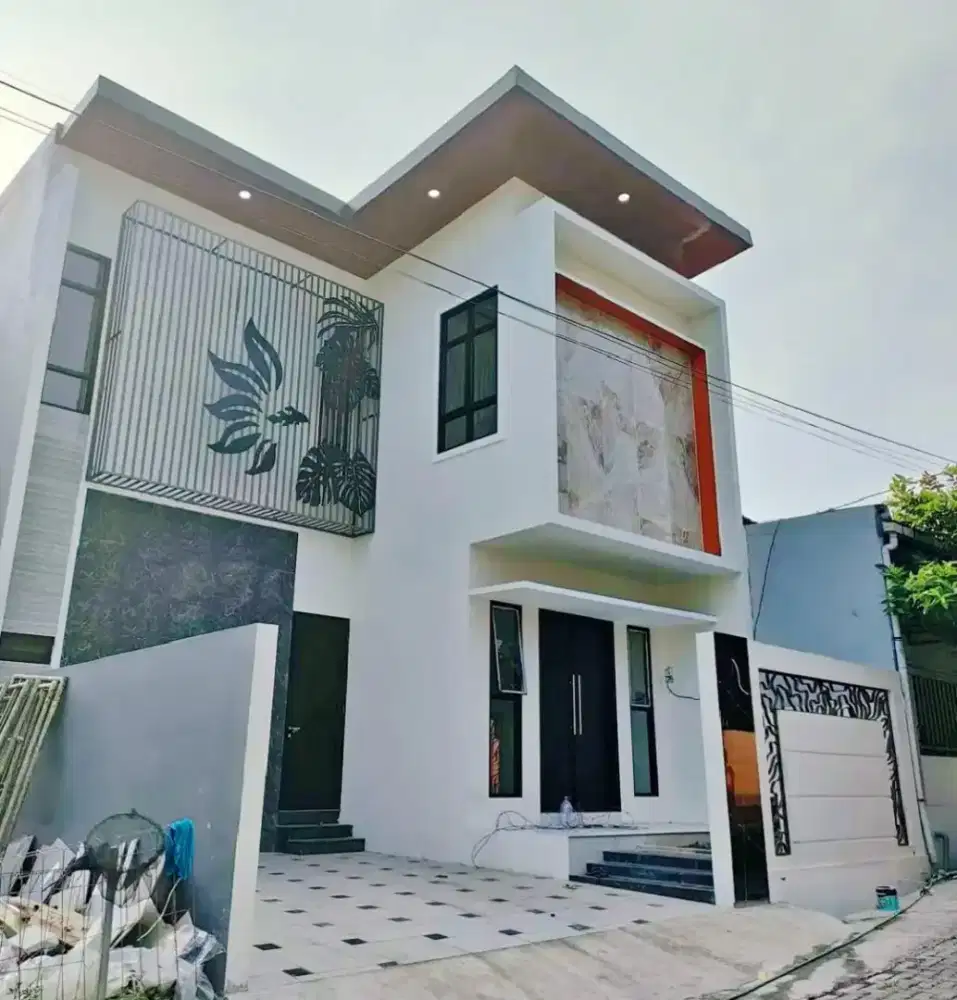 DI JUAL RUMAH BARU MEWAH DI MANYARAN DEKAT BANDARA