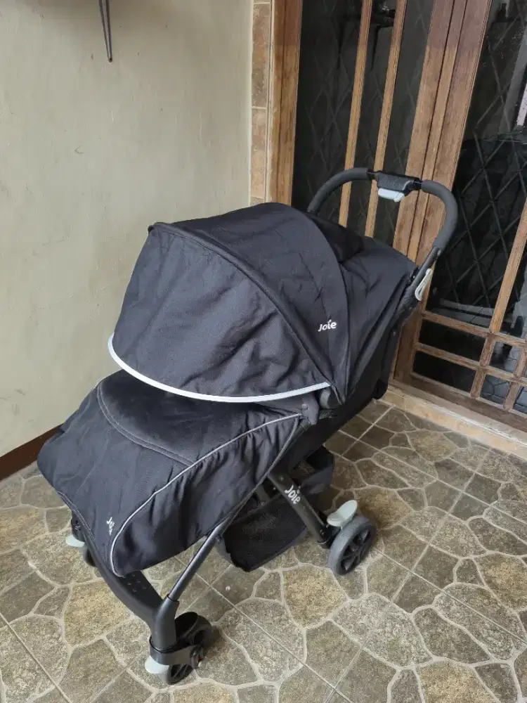 PRELOVED STROLLER JOIE MUZE LX