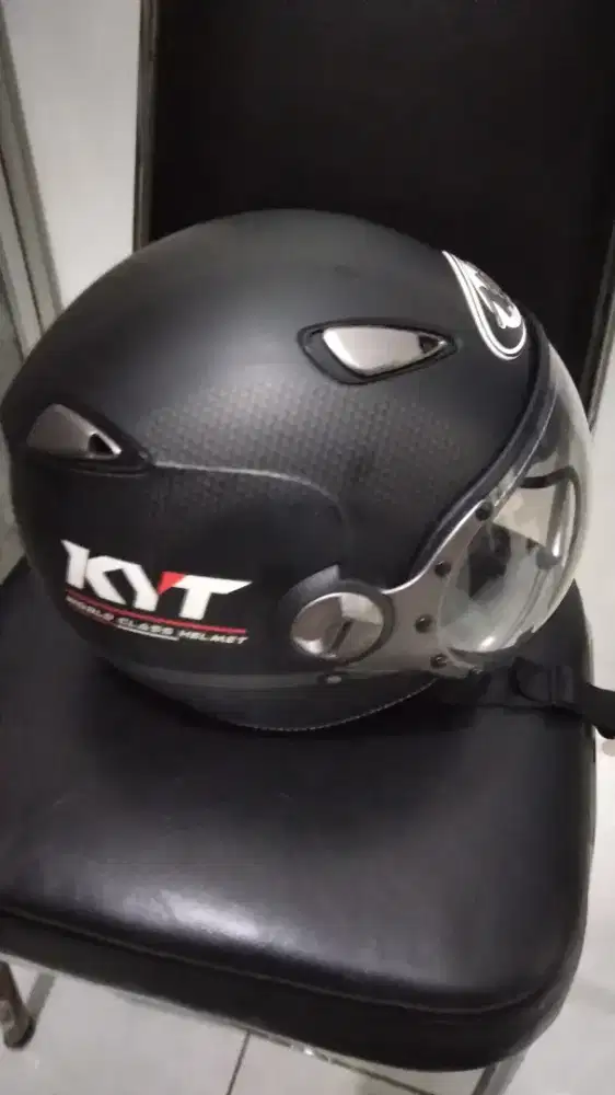 Jual helm classic kyt