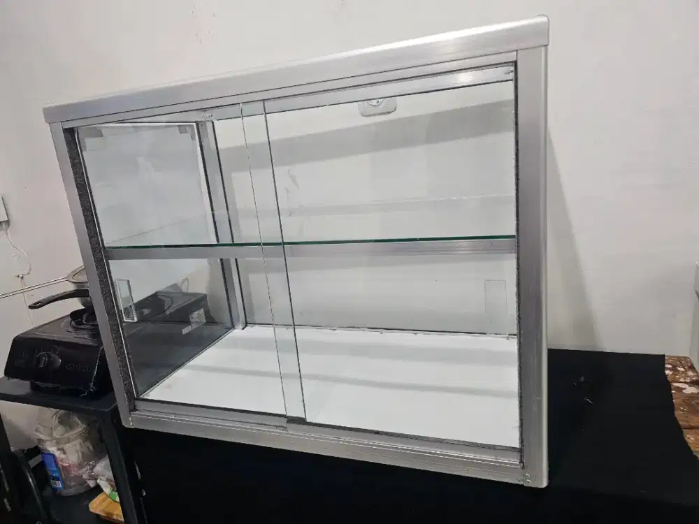 Etalse Toko untuk makanan atau apapun