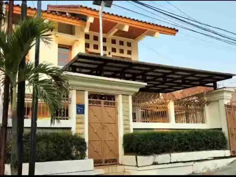 JUAL CEPAT RUMAH JALAN YADO RADIO DALAM KEBAYORAN BARU JAKSEL