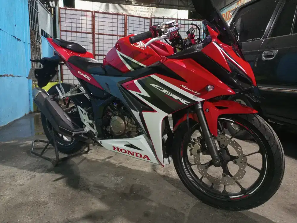 Dijual cbr 150 R 2019