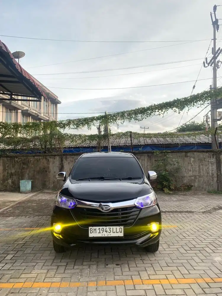 DI JUAL XENIA R DELUXE 2018