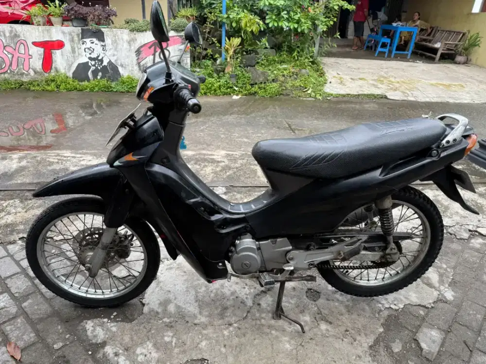 Suzuki Shogun R THN 2001 plat AB kota