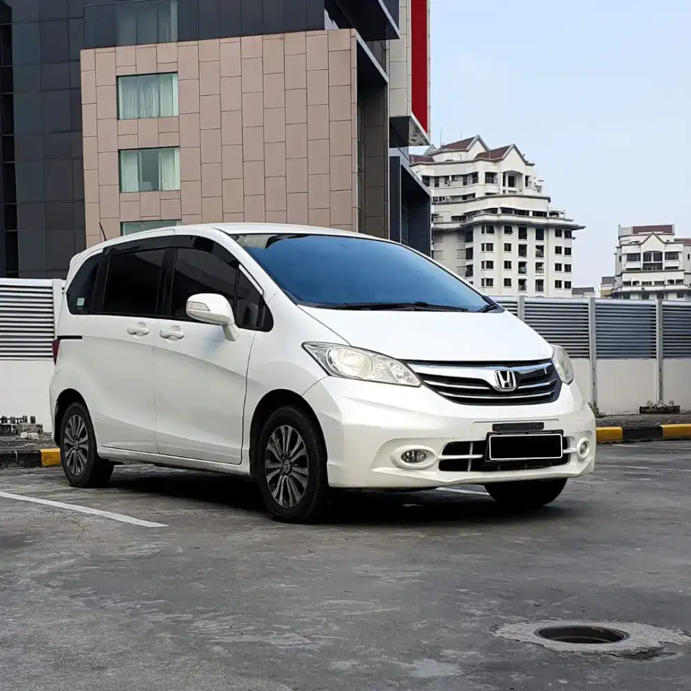 ‼️DP 20 JT‼️HONDA FREED E PSD 1.5 A/T MOBIL TERAWAT & SIAP PAKAI.