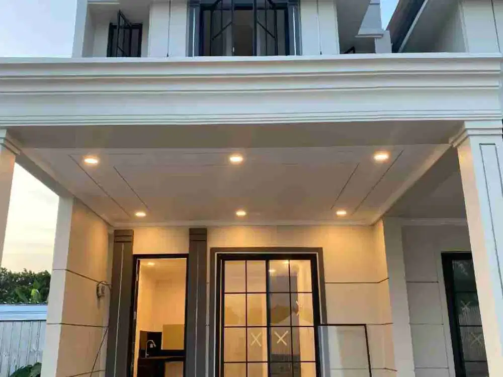 DI PASARKAN RUMAH MEWAH 2 LANTAI HARGA TERMURAH SE TANGSEL