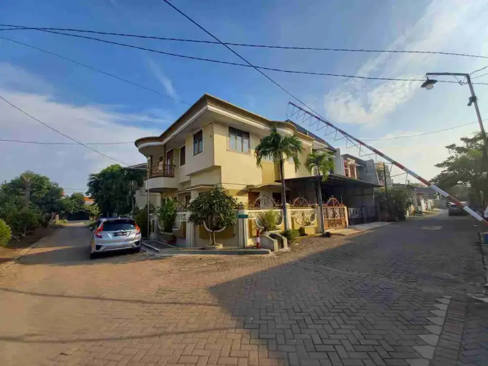 Paling Murah 2 rumah Gabung Dkt Tri Tunggal sekolah Internasional&Mall The Park&Dekat Bandara ahmad Yani lokasi asset di Perumahan Semarang Indah