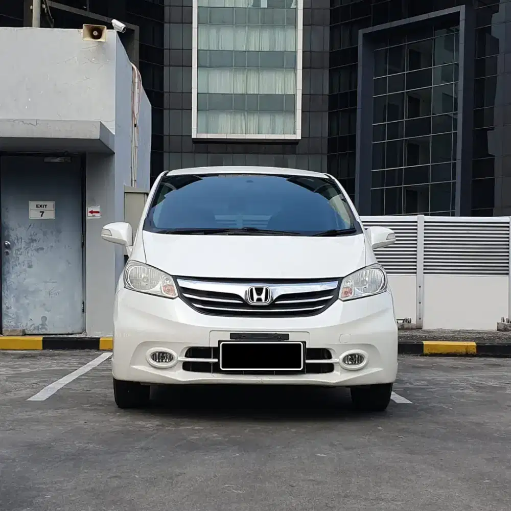 ‼️LOW KM‼️HONDA FREED E PSD 1.5 A/T MOBIL BEBAS LAKA & BANJIR.
