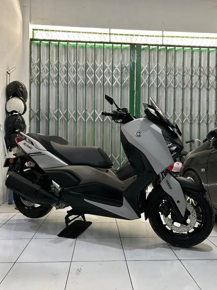 DIJUAL XMAX 2024 KM 4rb PERAK LIKENEW