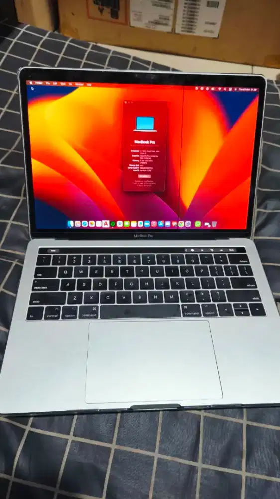 macbook pro.taskbar 2017