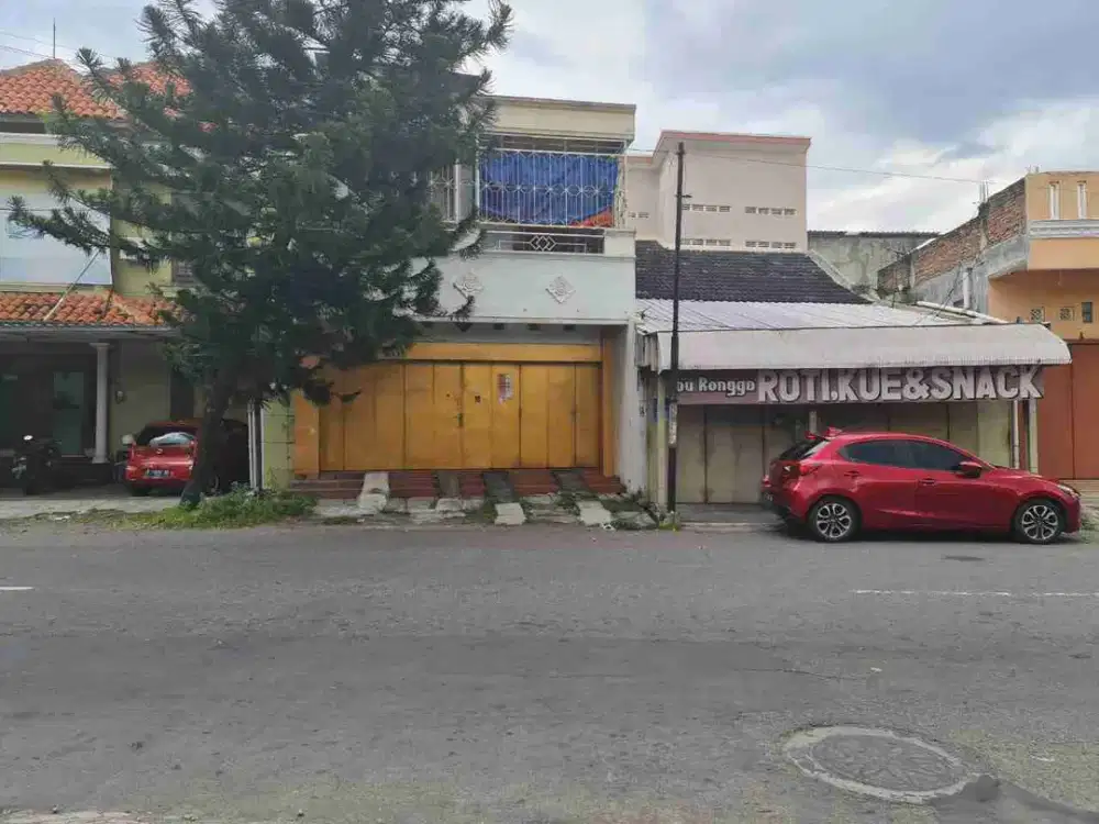 Banting Harga ! Ruko strategis 2,5 lantai jalan adi sumarmo nusukan banjarsari solo, Lokasi Super Strategis.