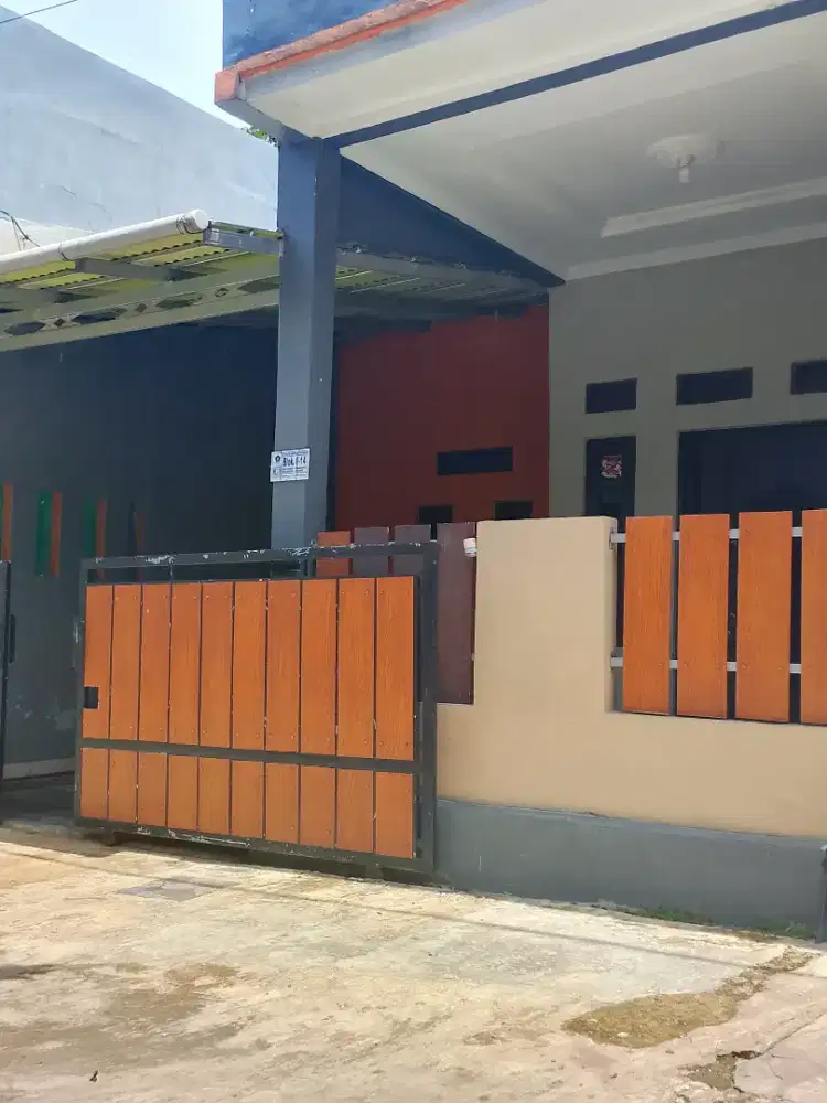 Di jual rumah, dekat stadion pakan sari Cibinong Bogor