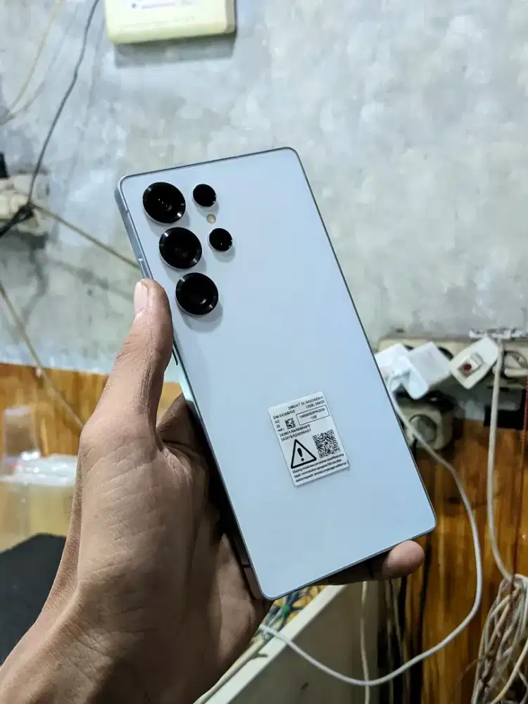 Samsung S25 Ultra 12/256 second mulus bergaransi