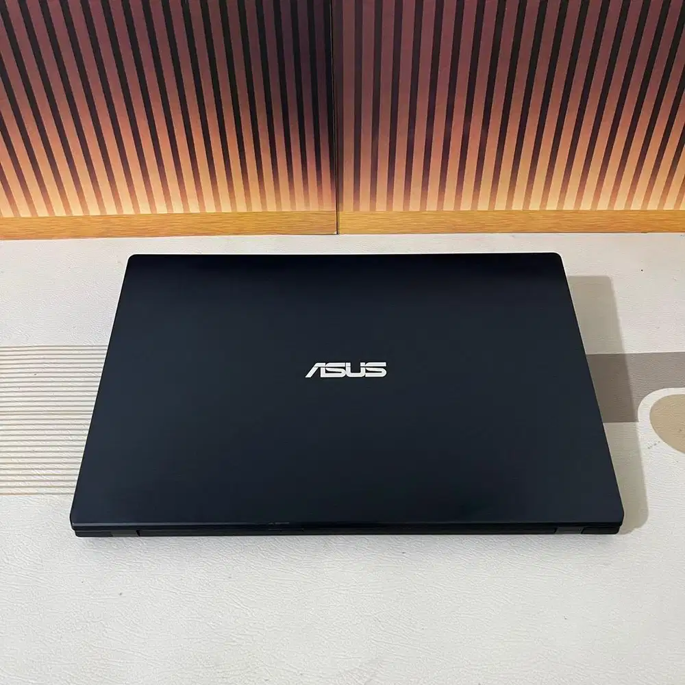 Jual santai asus E510M pemakian cewe anak kuliah