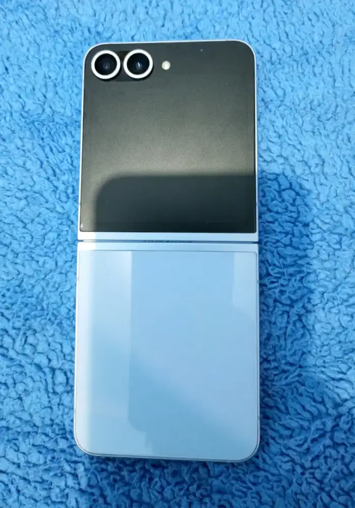 Samsung flip 6 12/512 blue