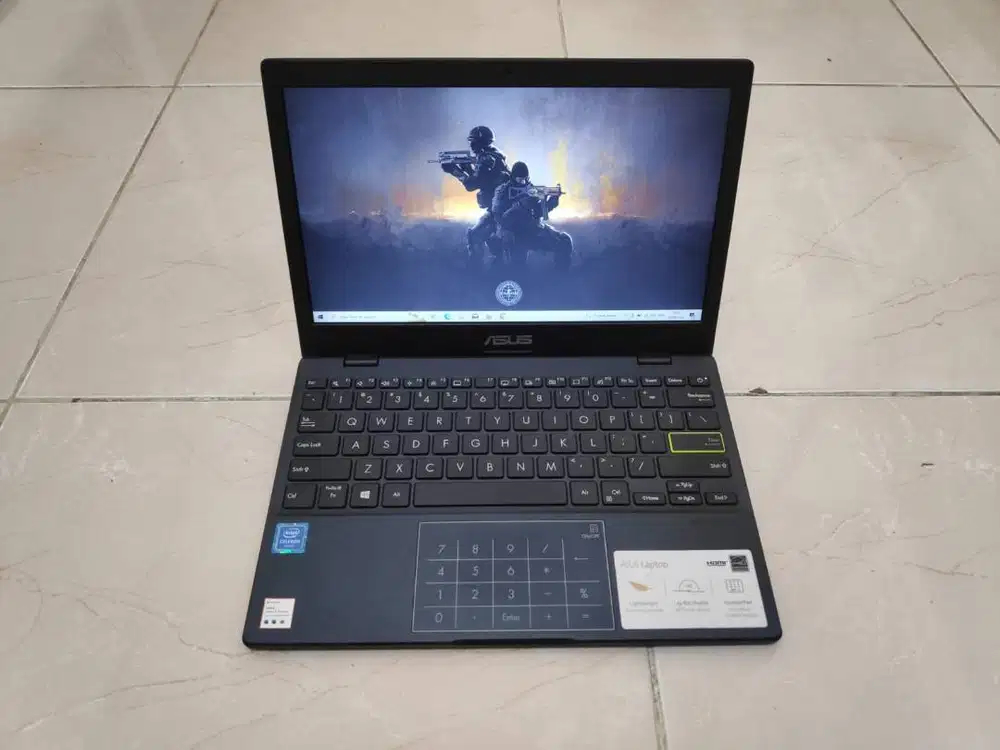 ASUS E210M | Intel Celeron N4020 | RAM 8GB | SSD 512GB |