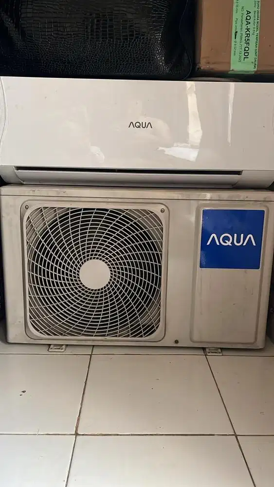 ac aqua 1/2pk like new