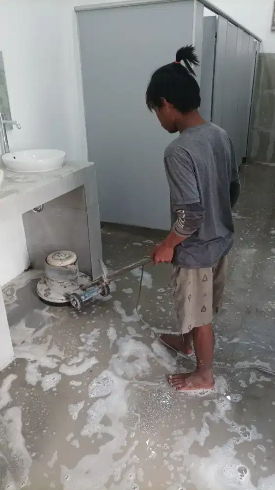 Melayani Jasa Poles Lantai Marmer Terazo Tegel Acian Beton Granit DLL