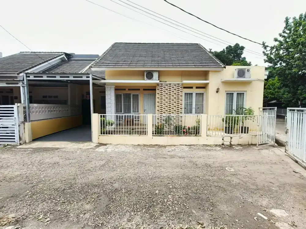DIJUAL RUMAH SIAP HUNI PINGGIR JALAN BISA UNTUK USAHA