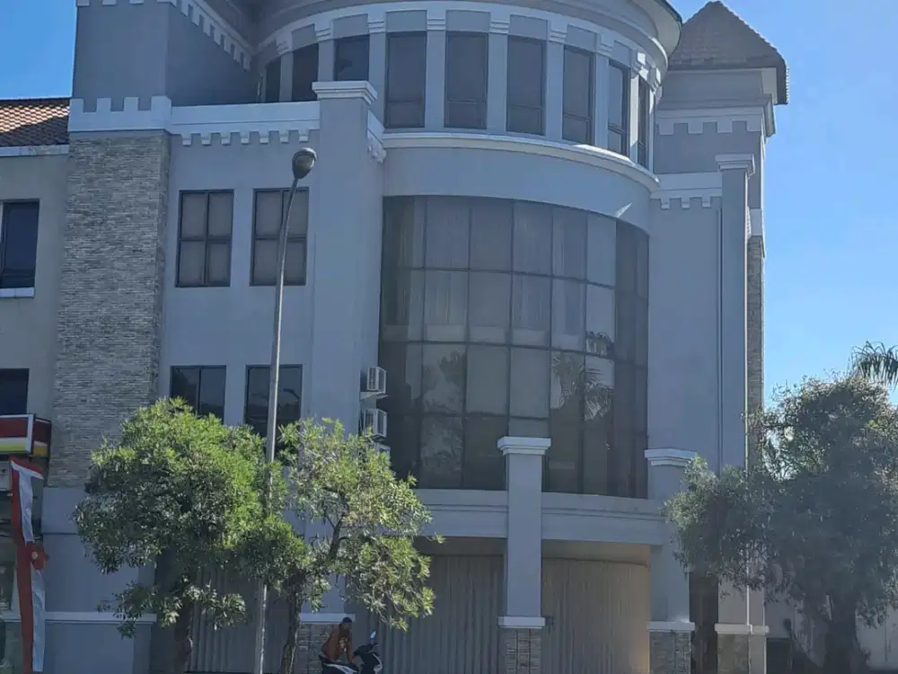 Disewakan Ruko Bukit Darmo Golf