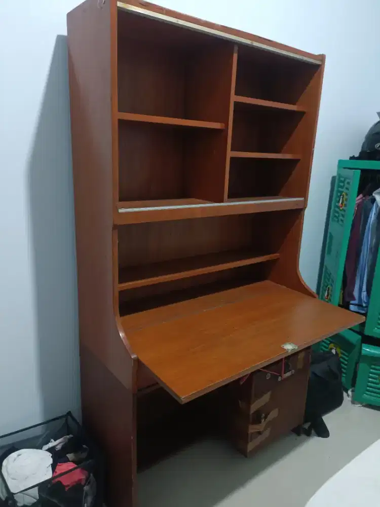 Meja belajar / kerja + lemari kayu jati