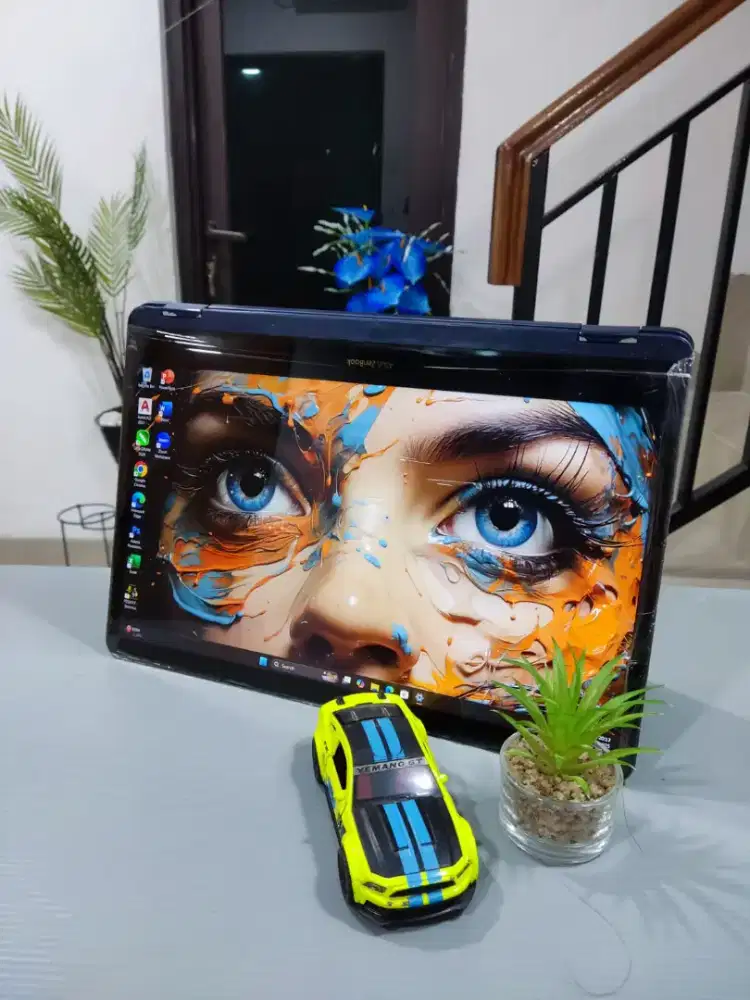 [TOUCHSCREEN] Laptop super Tipis Asus Zenbook Flip Uc370uar RAM 16Gb!