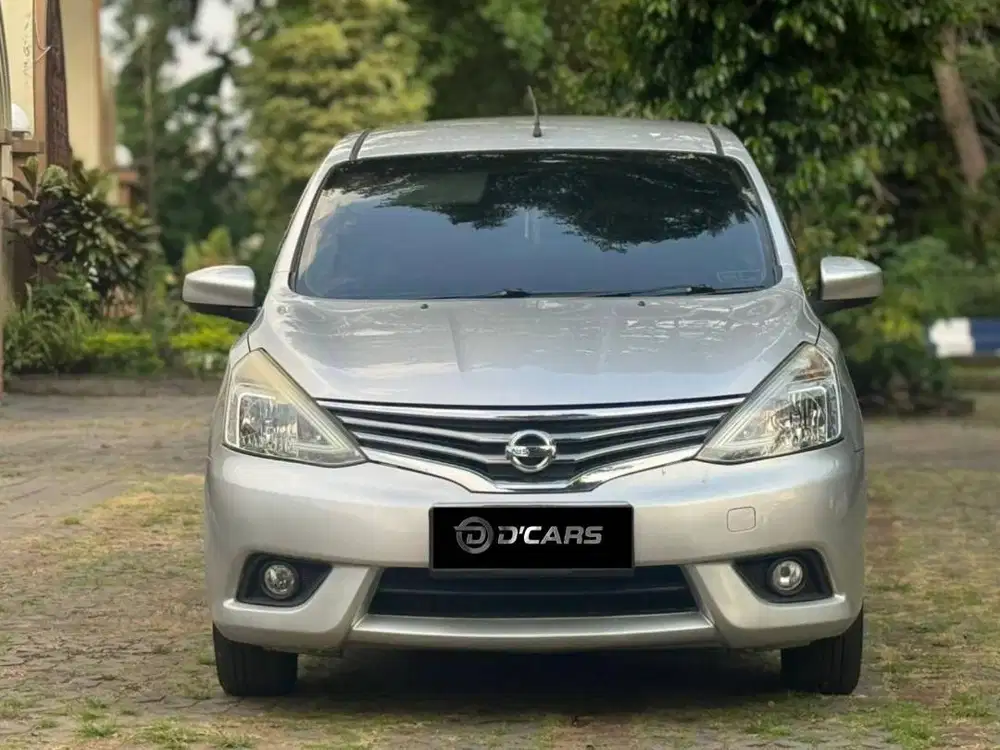 NISSAN GRAND LIVINA SV 2014 MATIC LOW KM BEBAS LAKA DAN BANJIR TERAWAT