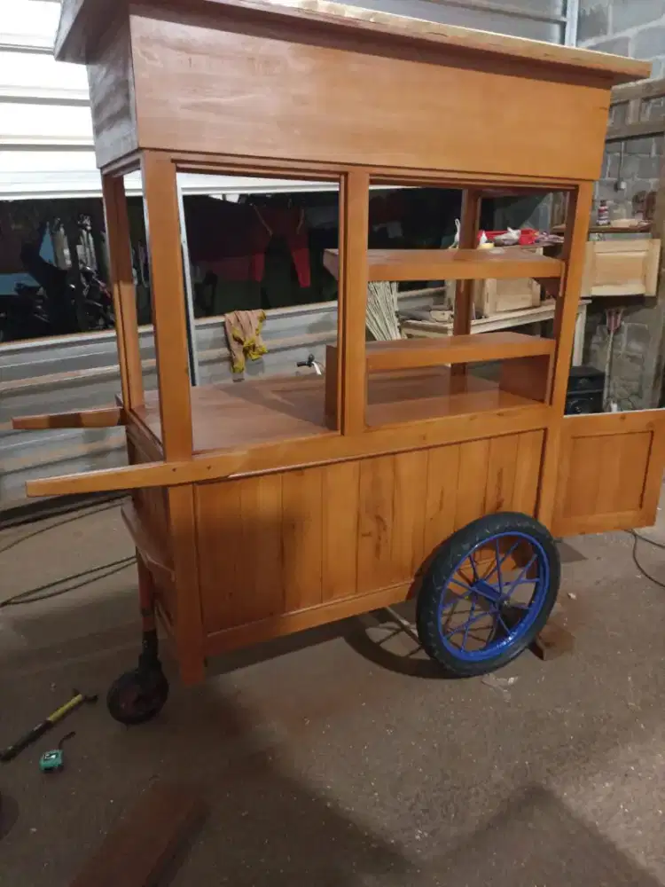 Gerobak Angkringan jg Melayani Pesanan Grobak Bakso Mie Bubur Sate dlL