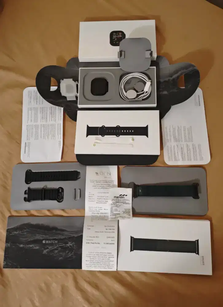 Apple watch Ultra 2 Black Titanium Fullset lengkap original