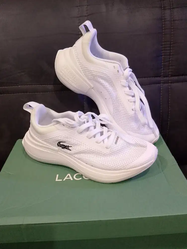 Sneakers L*coste putih