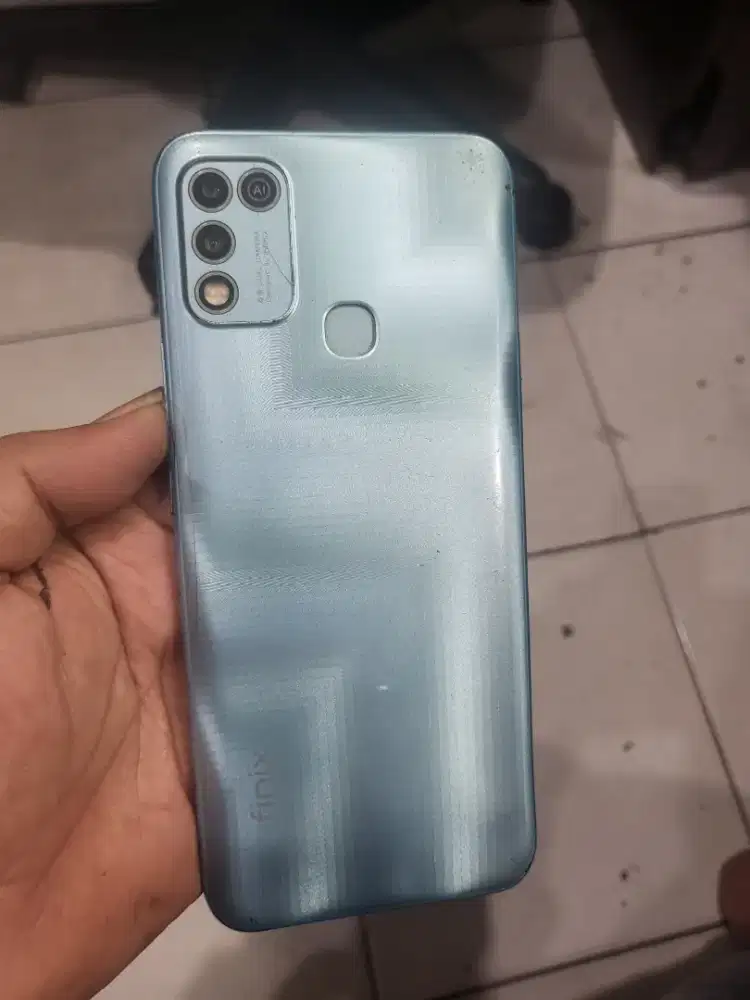 Infinox hot 11 play ram 4/64