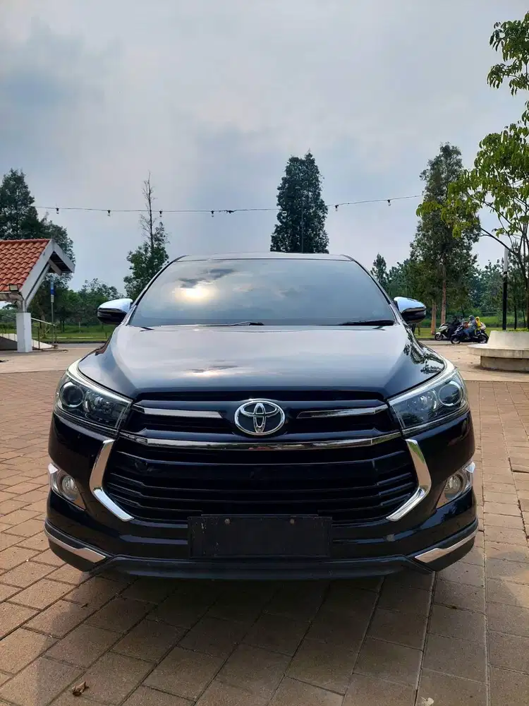 Innova Venturer 2.4 matic diesel 2020 langka