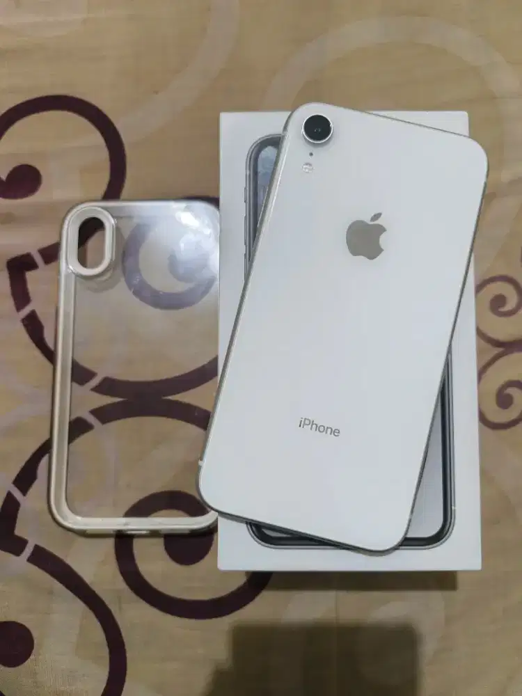 Jual Cepat!! iPhone XR 64GB fullset