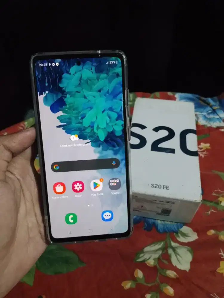Samsung s20 fe 8/128gb