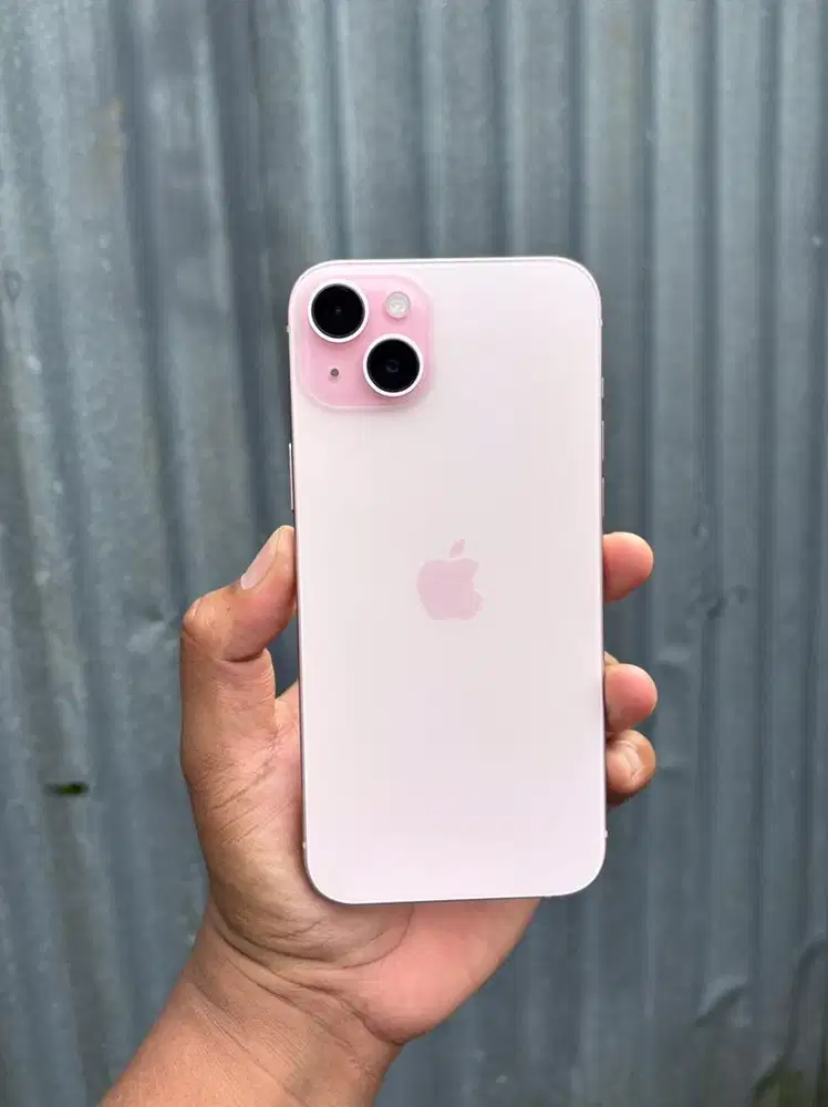 iPhone 15 Plus 128GB inter All Operator + Charger 20W