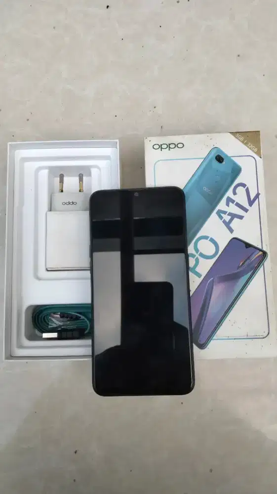 Dijual OPPO A12 3/32