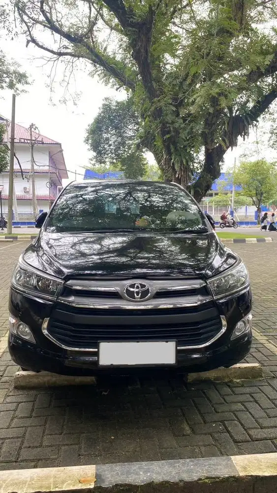 Innova Reborn 2.0 V M/T 2017 — Istimewa, Siap Pakai Jauh!