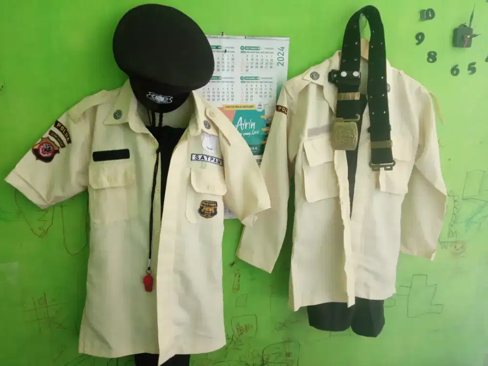 Jual seragam satpam bekas 2 stel pdh dan pdl